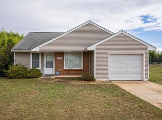 6010 Lost Creek Dr, Sumter, SC 29154