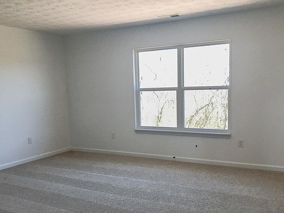 5th image of 2129 Carnegie Dr