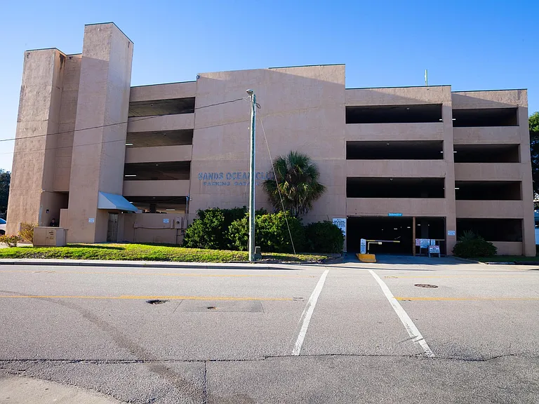 9550 Shore Dr — Photo 39