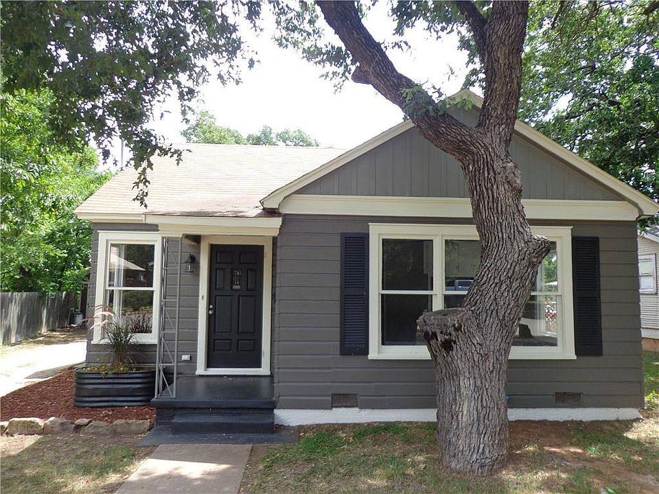 1st image of 1904 Vincent St