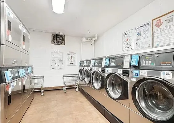 Rented by R New York | media 11