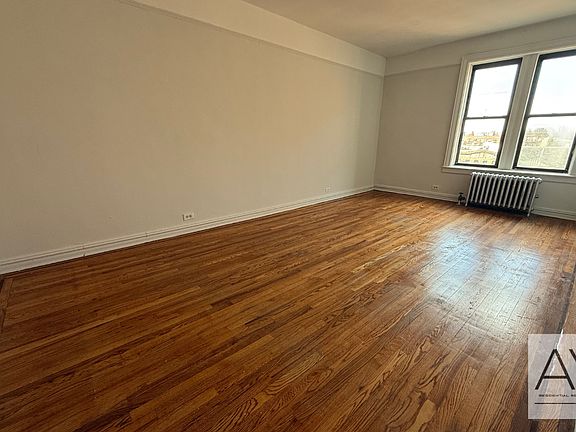 5th image of 500 Ocean Ave #7