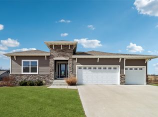1601 N G St, Indianola, IA 50125