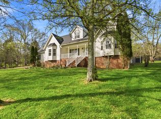 118 Matt Dr, Bell Buckle, TN 37020