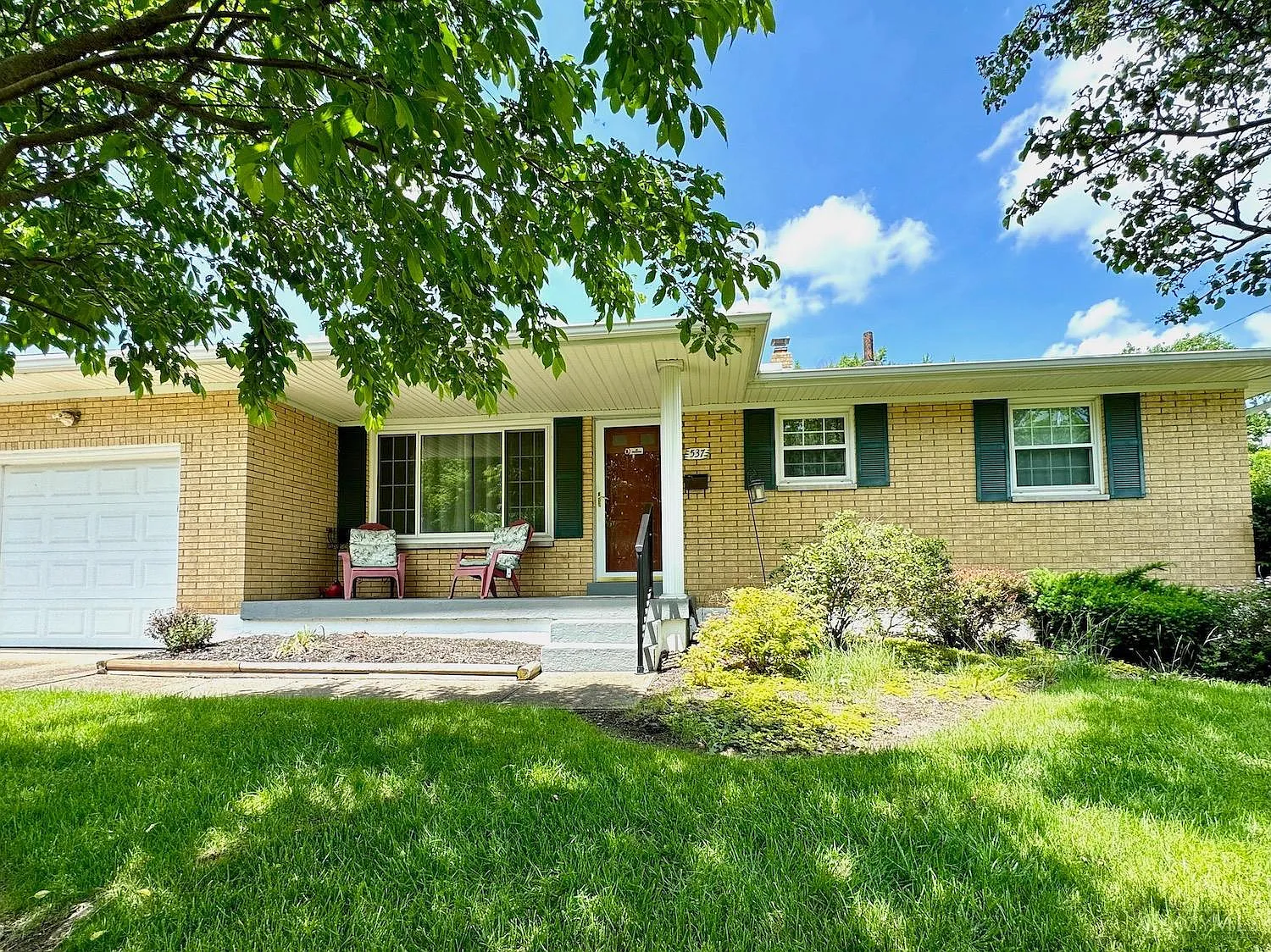 537 Carlisle Ave photo 1