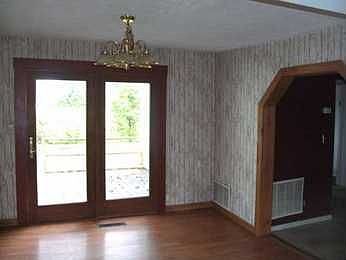 2nd image of 76 Zickafoose Ln