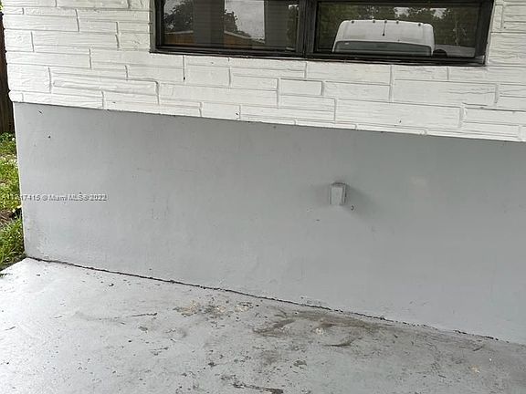 3rd image of 2971 SW 11th Ct #0