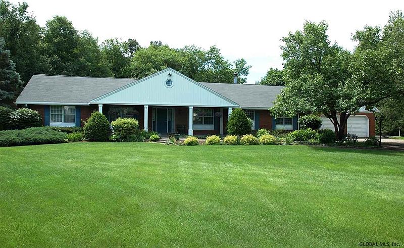 3rd image of 6244 RANDOMWOOD Drive