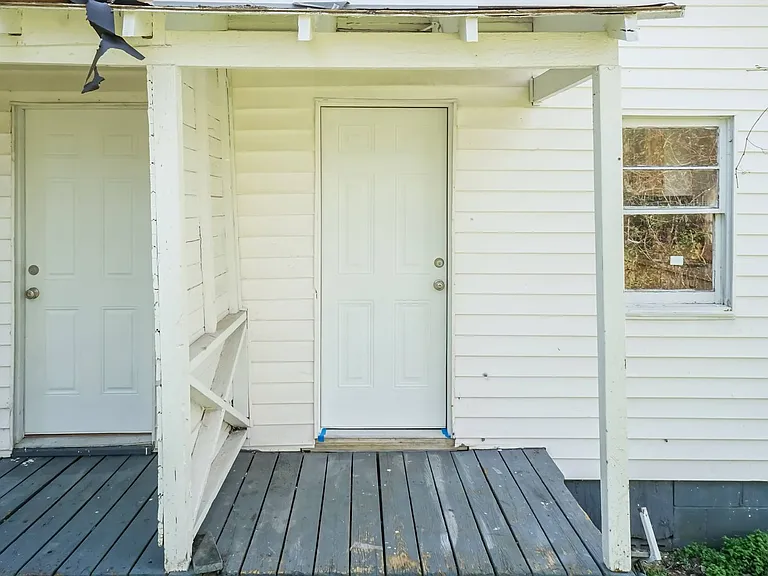 1220 Battle St — Photo 14