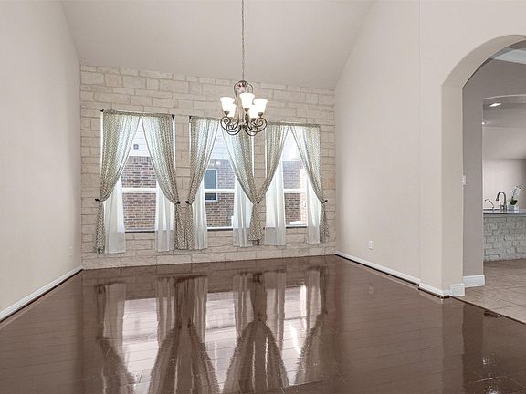 3rd image of 9515 Alabaster Oaks Ln