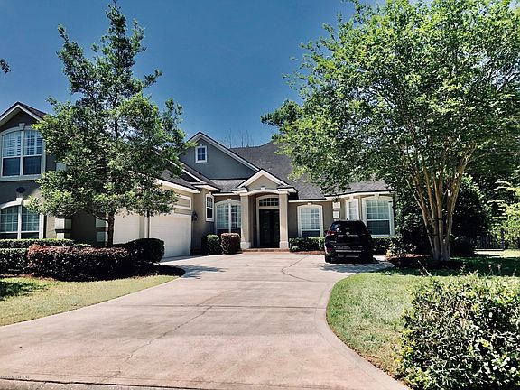 3rd image of 2382 W Clovelly Ln