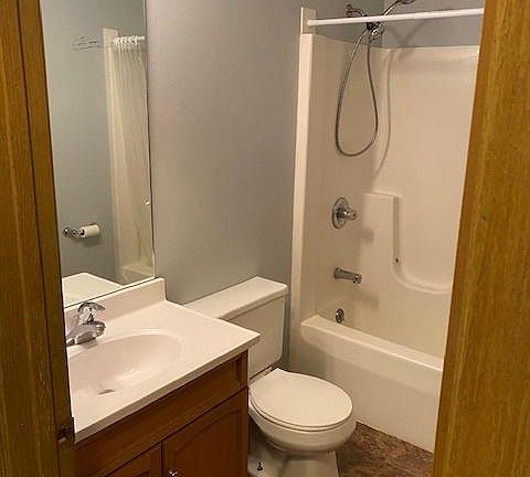 4th image of 309 S Kouts St #4A
