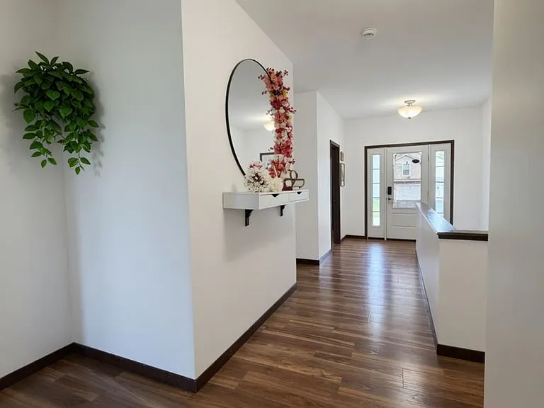 1190 Landings Ln — Photo 3