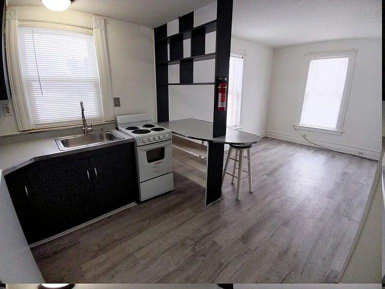 14 Willow St #3 — Photo 10