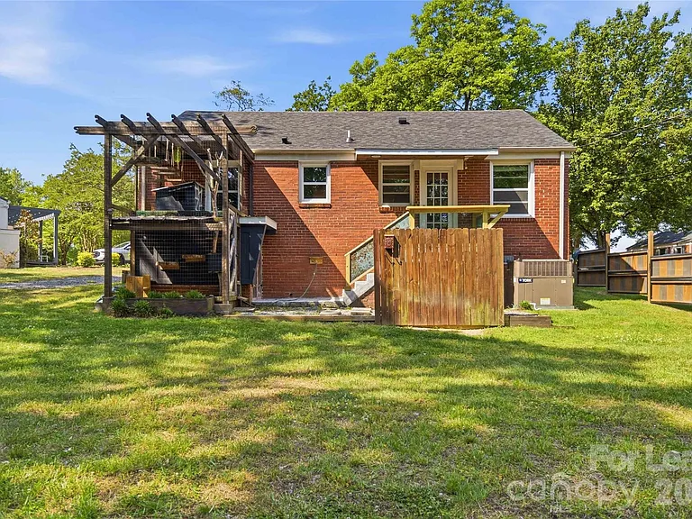 20618 Cornelius Ct — Photo 27