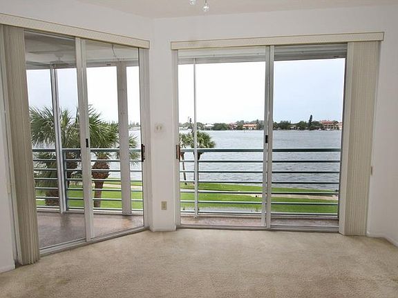 4th image of 8020 Sailboat Key Blvd S APT 202