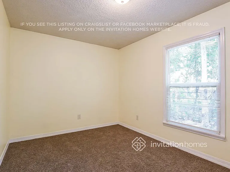 1240 W 3rd St — Photo 13