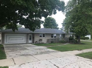 805 Lincoln St, Kewaunee, WI 54216
