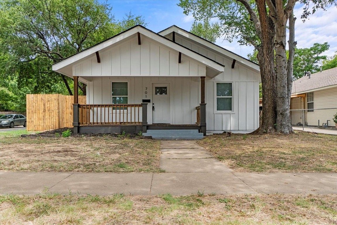 701 Texas St, Denton, TX 76209 MLS 20382884 Zillow