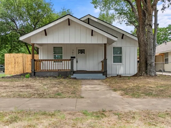 701 Texas St, Denton, TX 76209