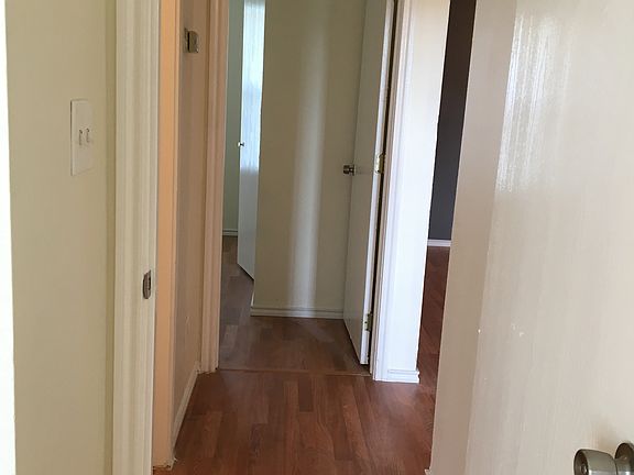 5th image of 4202 Laguna Vista St