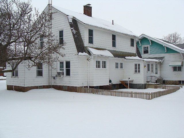 2nd image of 83 Mansfield Ave