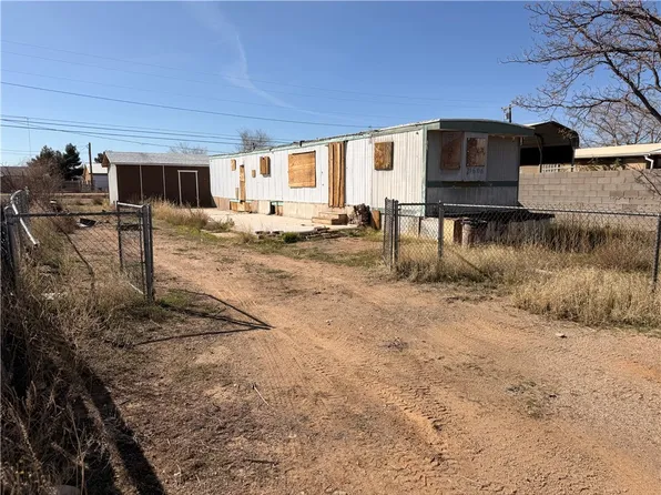 3606 E Robin Ln, Kingman, AZ 86409