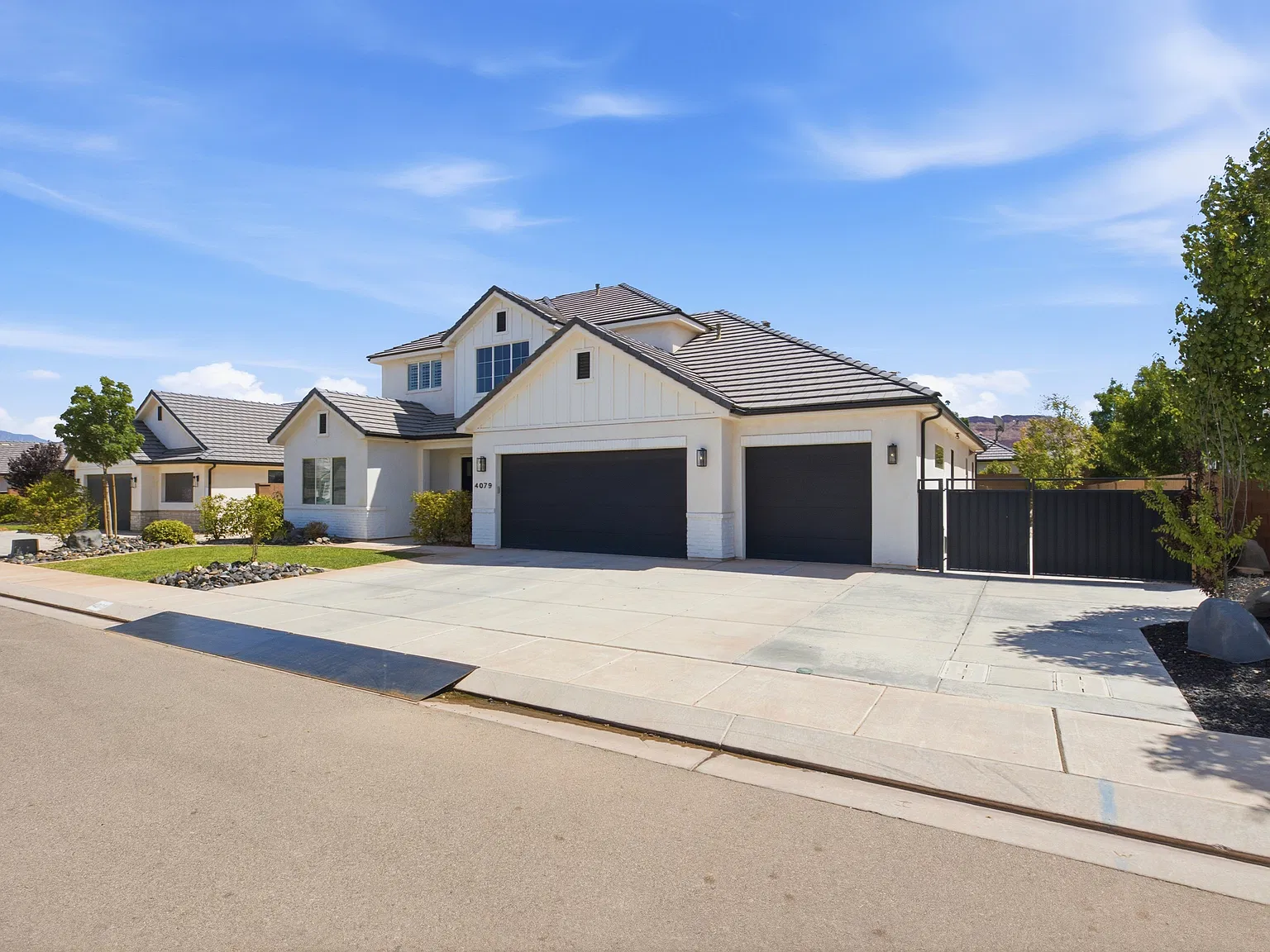 5 bed, 3020 sqft, $3,750 — Photo 2