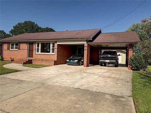 3rd image of 3028 Sparta Rd