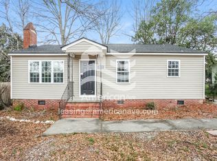 1005 Berry Ln, Camden, SC 29020