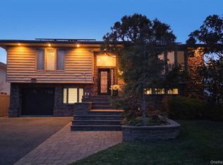 512 Links Drive E, Oceanside, NY