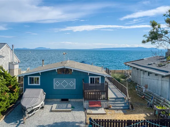 1563 Edwards Drive, Point Roberts, WA 98281