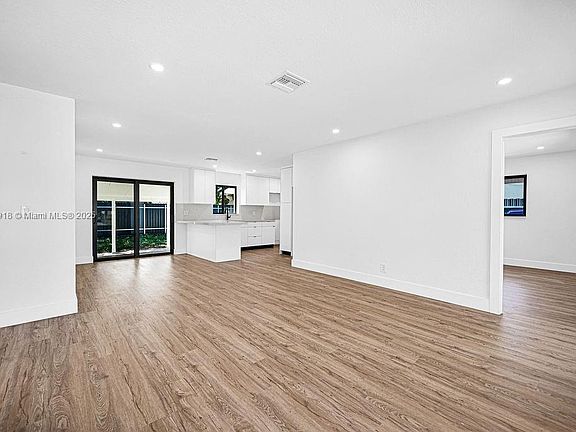 4th image of 3056 NW 20th St