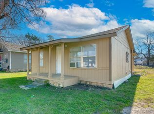 731 W 16th St, Ada, OK 74820