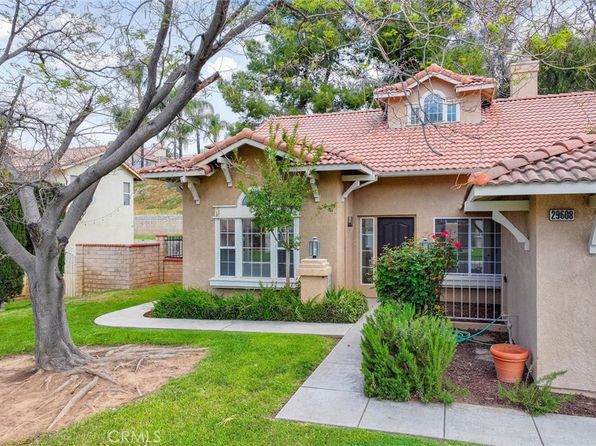 29608 Bright Spot Rd, Highland, CA 92346