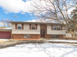 1414 S Regan Rd, New Lenox, IL 60451