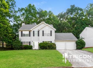 739 Pennybrook Ln, Stone Mountain, GA 30087