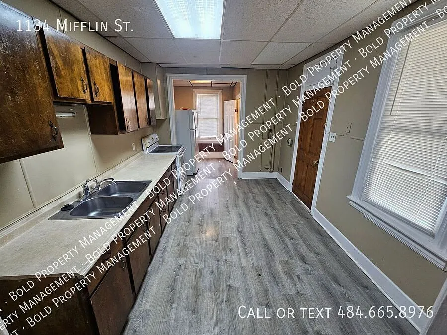 3 Bedroom 1 Bath Single Family Home — Photo 3