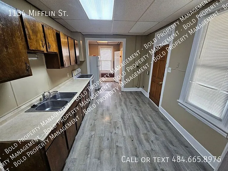 1134 Mifflin St — Photo 3