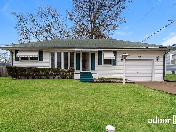 2nd image of 55 Saint Maurice Ln
