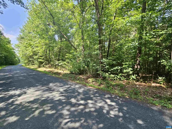 9AC Childress Rd, Dillwyn, VA 23936
