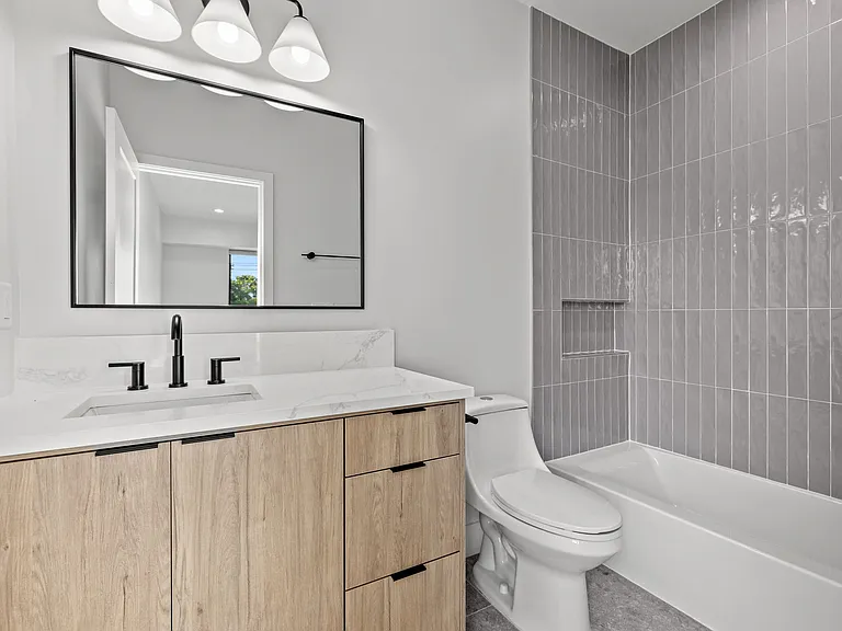 2507 N Massachusetts Ave #2 — Photo 12