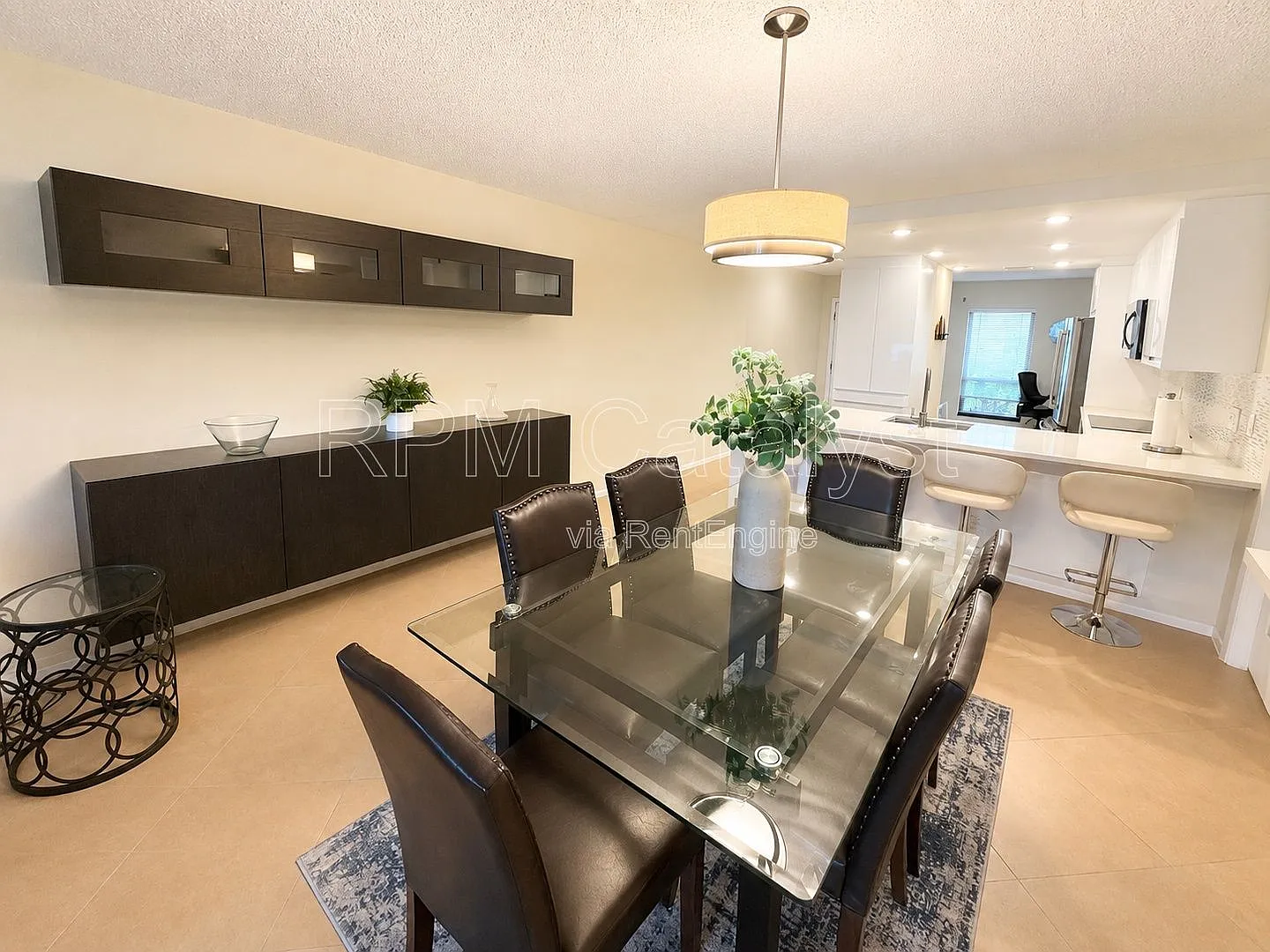 2 bed, 2.0 bath, 1220 sqft, $3,500 — Photo 2