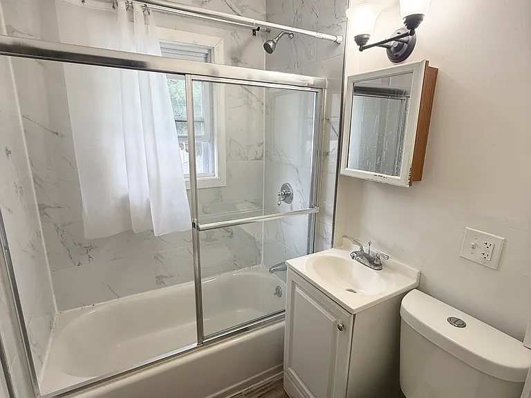 47 Town Hill St #2 — Photo 3