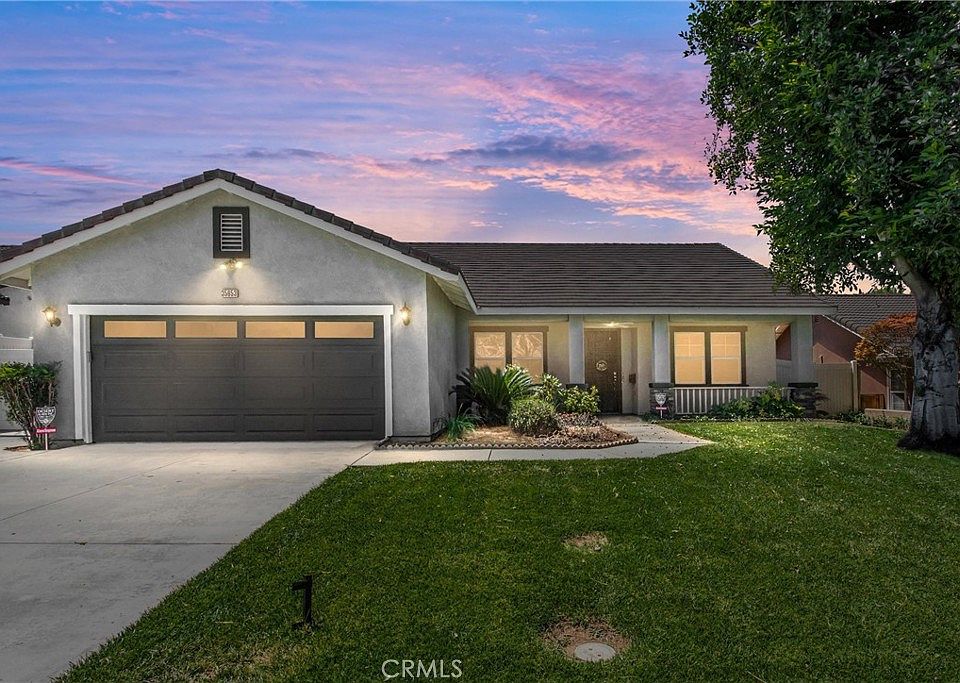 1st image of 35653 Oak Creek Dr