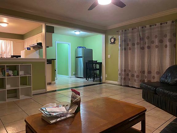 2nd image of 2194 Saticoy St