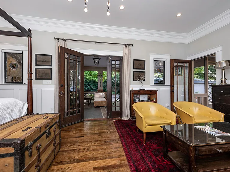 16 Traxler St — Photo 25
