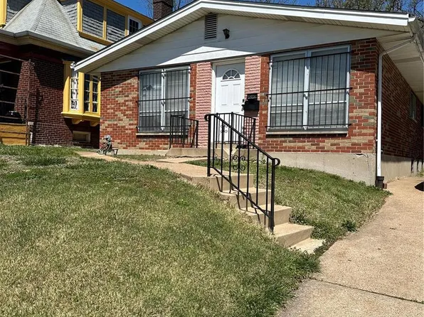 6165 Lucille Ave, Saint Louis, MO 63136