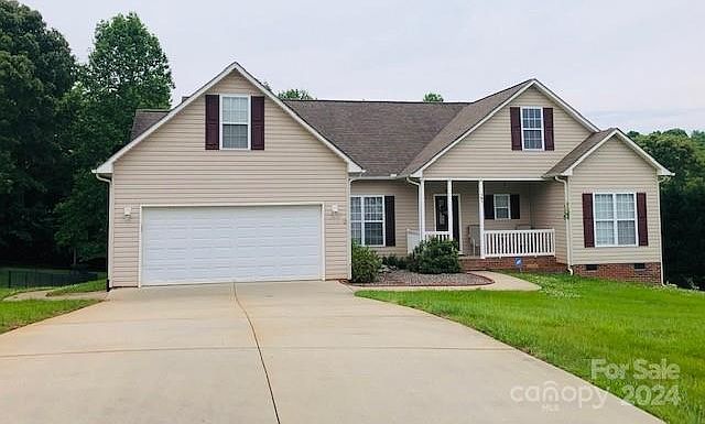 1st image of 151 Deer Haven Dr