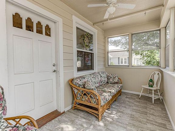 4th image of 3344 Benninghofen Ave